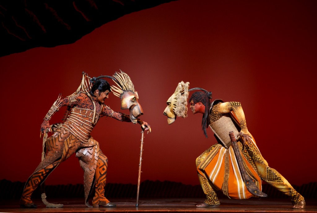 Patrick R Brown as Scar and L. Steven Taylor as Mufasa face off in The Lion King National Tour ©Disney Photo Credit Joan Marcus